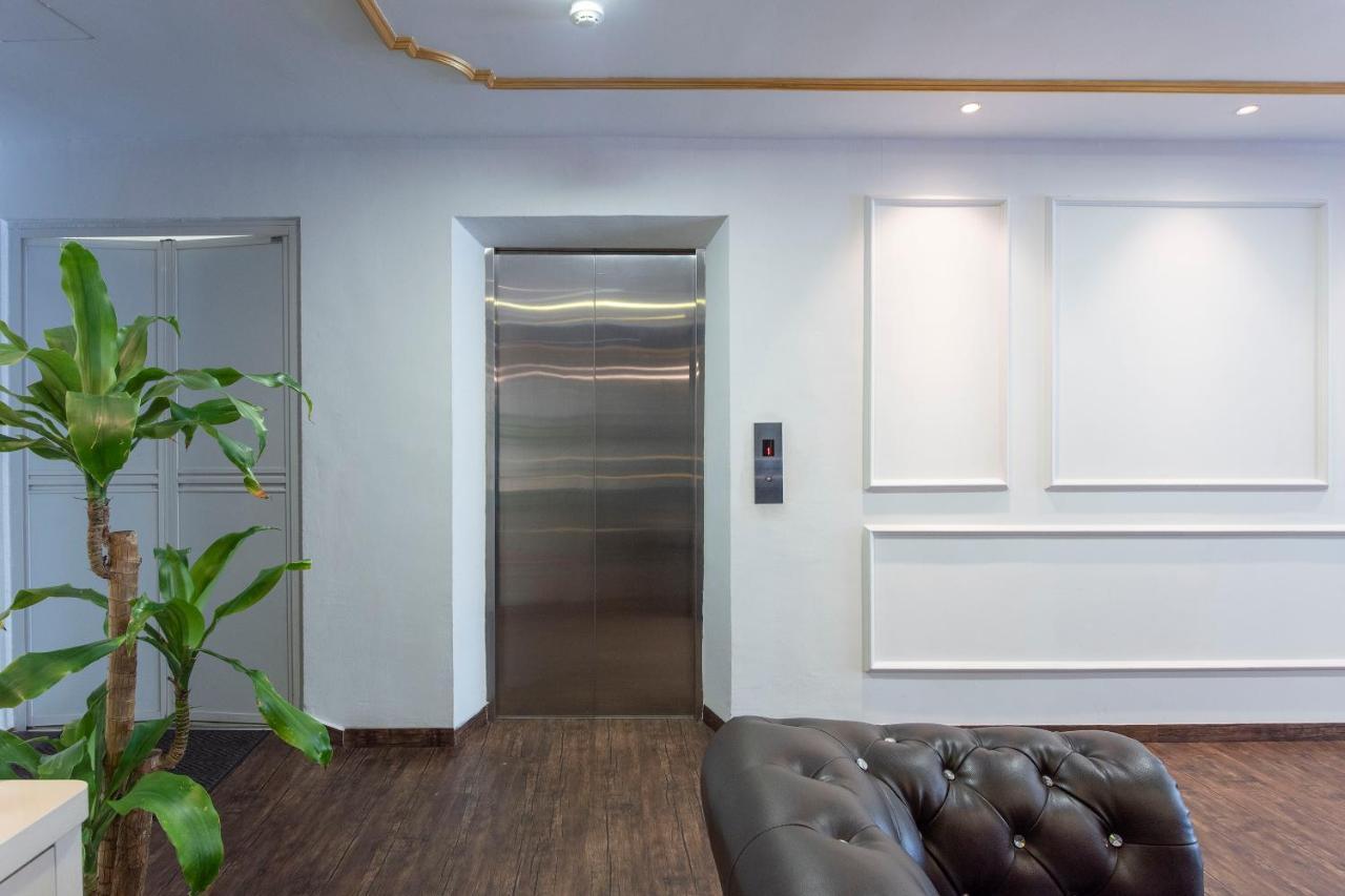โอโย 90403 นอร์ธ ซิตี้ โฮเทล Hotel ยะโฮร์บาห์รู ภายนอก รูปภาพ